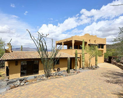 6114 E Carriage Drive, Cave Creek