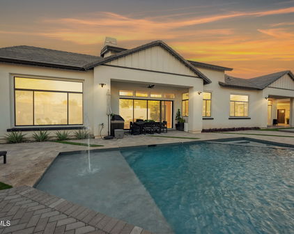 2752 E Pelican Court, Gilbert