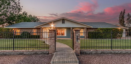 370 E Redfield Road, Chandler