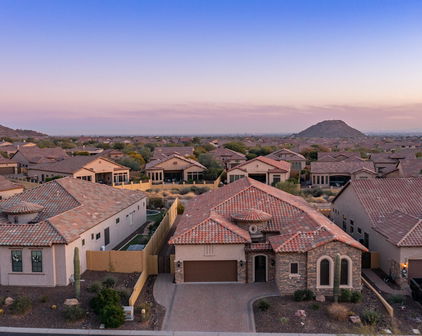 8537 E Leland Street, Mesa