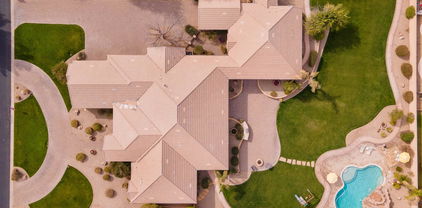 720 E Seattle Slew Lane, Gilbert
