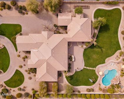 720 E Seattle Slew Lane, Gilbert