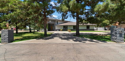7740 W Orangewood Avenue, Glendale