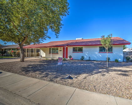 830 N Los Olivos Drive, Goodyear