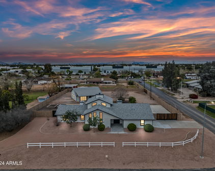 394 E Redfield Road, Chandler
