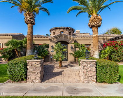 2420 S Finch Street, Chandler