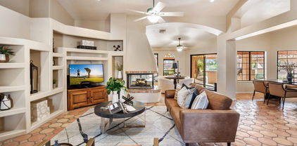 8627 W Cavalier Drive, Glendale