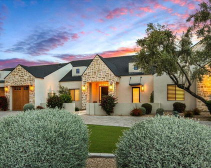 8220 E Sharon Drive, Scottsdale