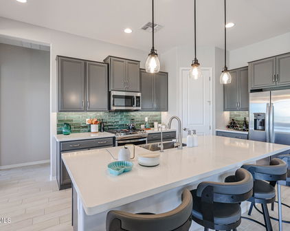 17878 W Amber Ridge Way, Goodyear
