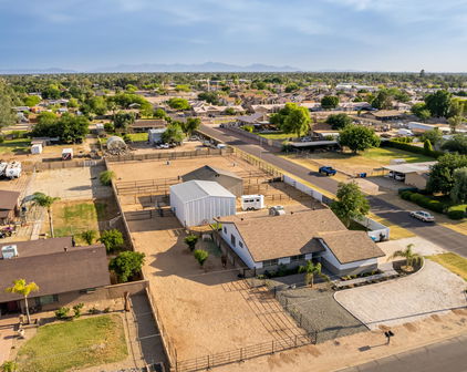 4043 W Topeka Drive, Glendale