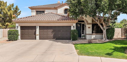 1515 E Saratoga Court, Gilbert