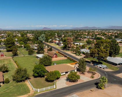 966 E Desert Lane, Gilbert