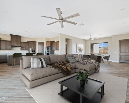 2534 W Fernwood Drive, Phoenix