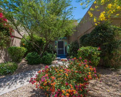 6855 E Amber Sun Drive, Scottsdale