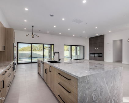 7070 E Lowden Drive, Scottsdale