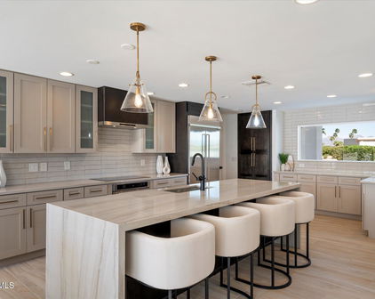 12620 N 70th Street, Scottsdale