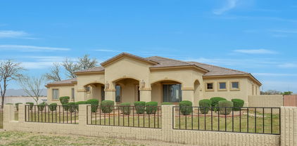 16836 W Pioneer Street, Goodyear