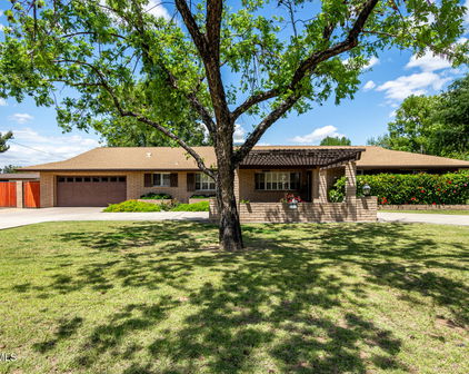 6738 W Sweetwater Avenue, Peoria