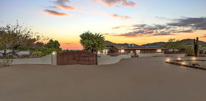 8948 W Calle Lejos Road, Peoria