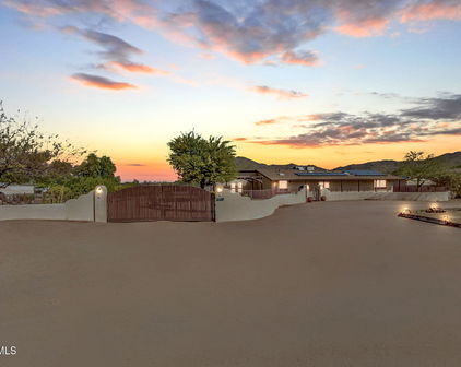 8948 W Calle Lejos Road, Peoria