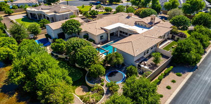5791 S Columbus Court, Gilbert