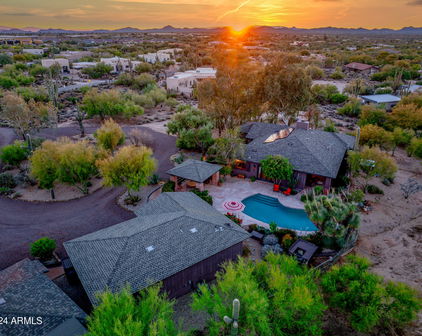 5512 E El Sendero Drive, Cave Creek