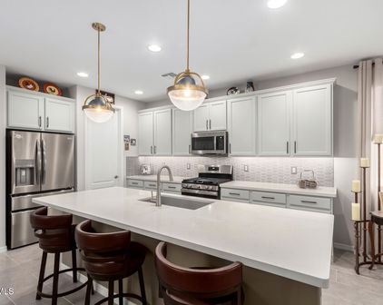 17765 W Silverwood Drive, Goodyear