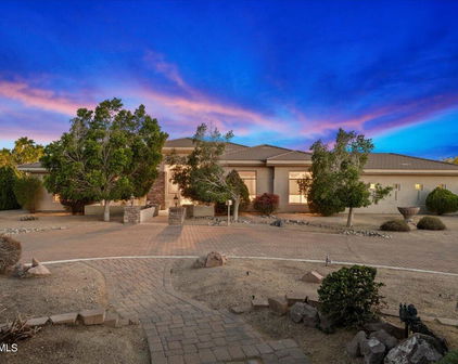 6285 W Pinnacle Peak Road, Glendale