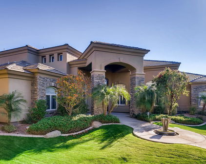 4253 W Kitty Hawk --, Chandler