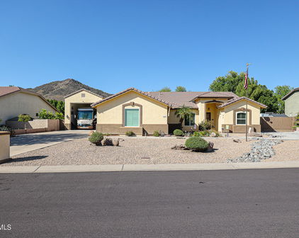 5602 W Whispering Wind Drive, Glendale