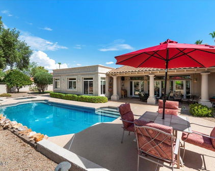 8526 E Country Club Trail, Scottsdale