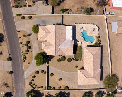 5102 W Soft Wind Drive, Glendale
