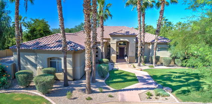 2656 E Taurus Place, Chandler