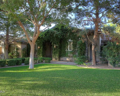 6588 W Willow Avenue, Glendale