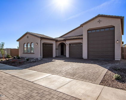 21965 E Nightingale Court, Queen Creek