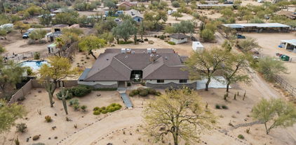 5911 E Peak View Road, Cave Creek
