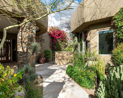 9722 E Mark Lane, Scottsdale
