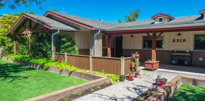 2316 W Harrison Street, Chandler