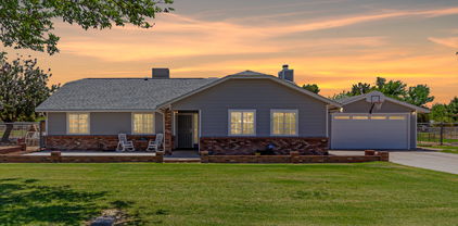 1551 E Longhorn Drive, Chandler