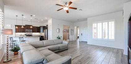 18217 W Cedarwood Lane, Goodyear