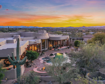 6210 E Old Paint Trail, Cave Creek