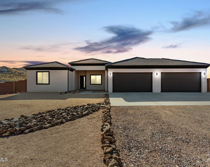 2517 W Canyon Road, Phoenix