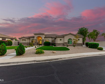 6827 E Ivyglen Street, Mesa