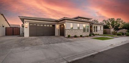 1925 E La Costa Drive, Gilbert
