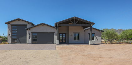 5548 E Seven Palms Drive, Cave Creek