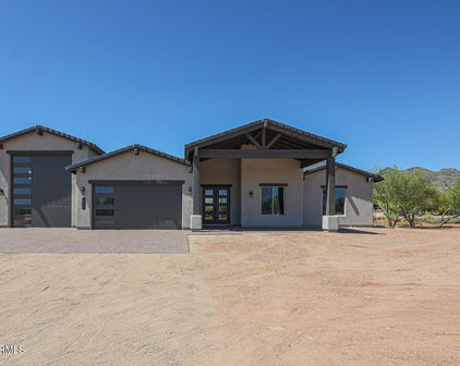 5548 E Seven Palms Drive, Cave Creek