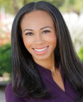 Amanda King - Loving Phoenix Team at Real Broker